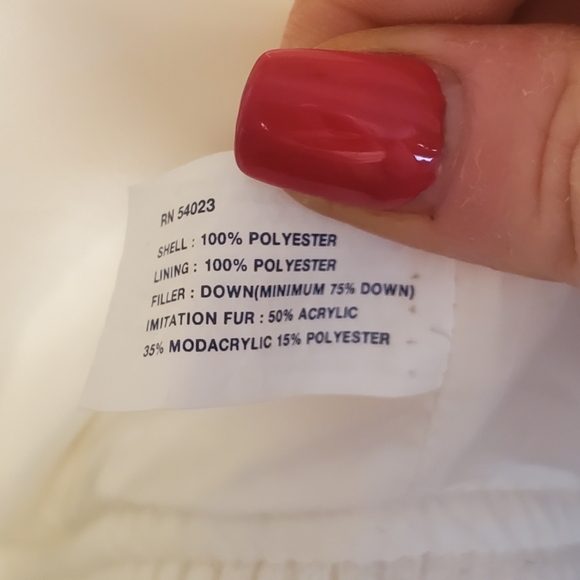 GAP Puffer Vest - Picture 4 of 9